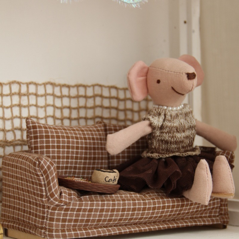 Vintage Miniature Sofa Plaid F - Audio Music Live 评论和价格