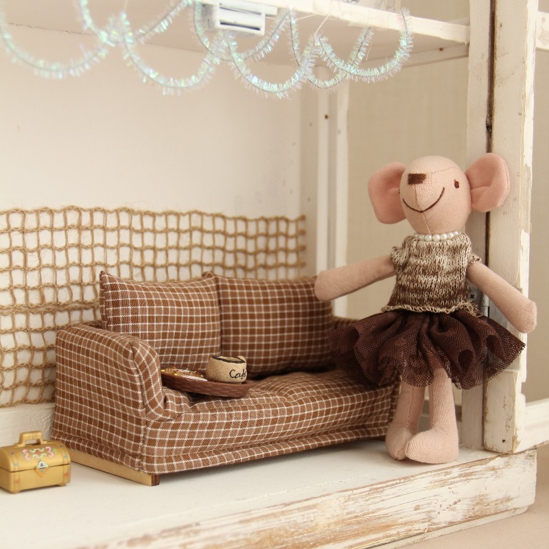 Vintage Miniature Sofa Plaid F - Audio Music Live 评论和价格